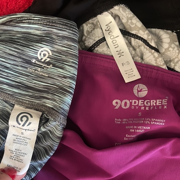 3 pair of leggings all size small - Picture 2 of 9